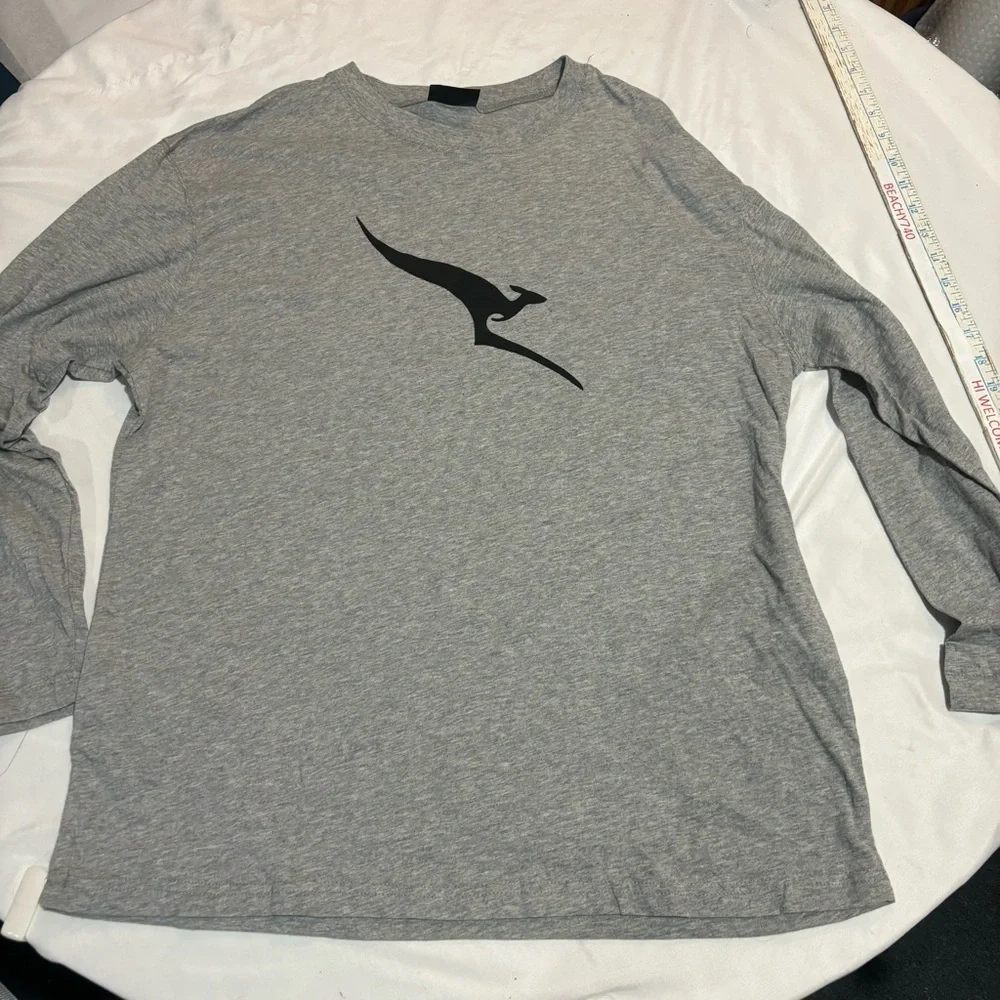 Peter Morrissey Qantas t shirt - Picture 1 of 6